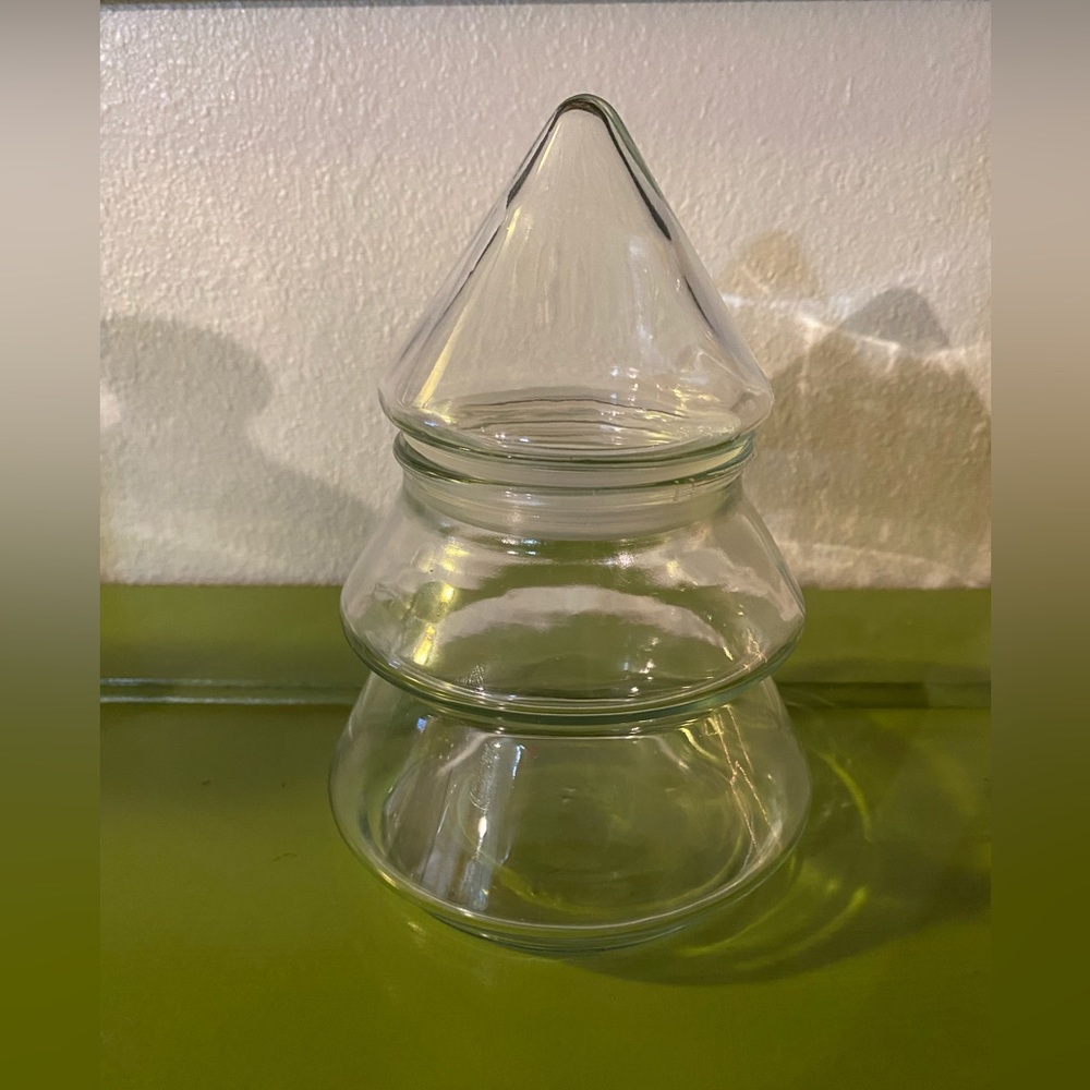 Glass Christmas tree jar (03)